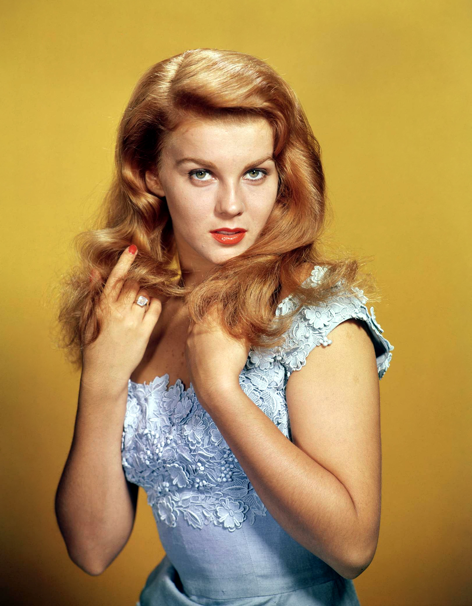 Download this Ann Margret picture